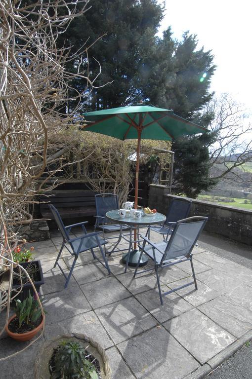 Dwy Olwyn Hotell Dolgellau Exteriör bild